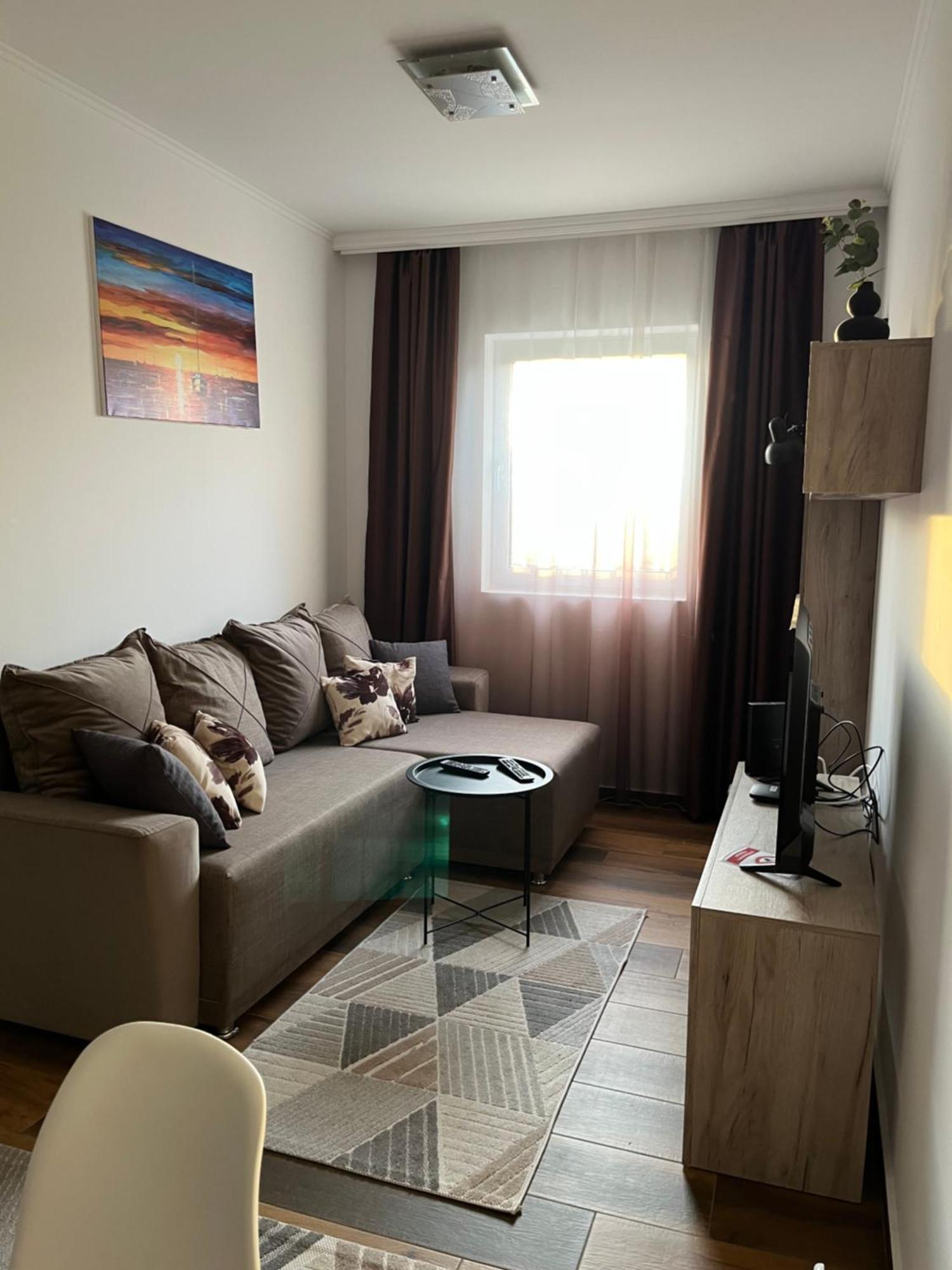 בלגרד Airport Sky Apartments Lux מראה חיצוני תמונה