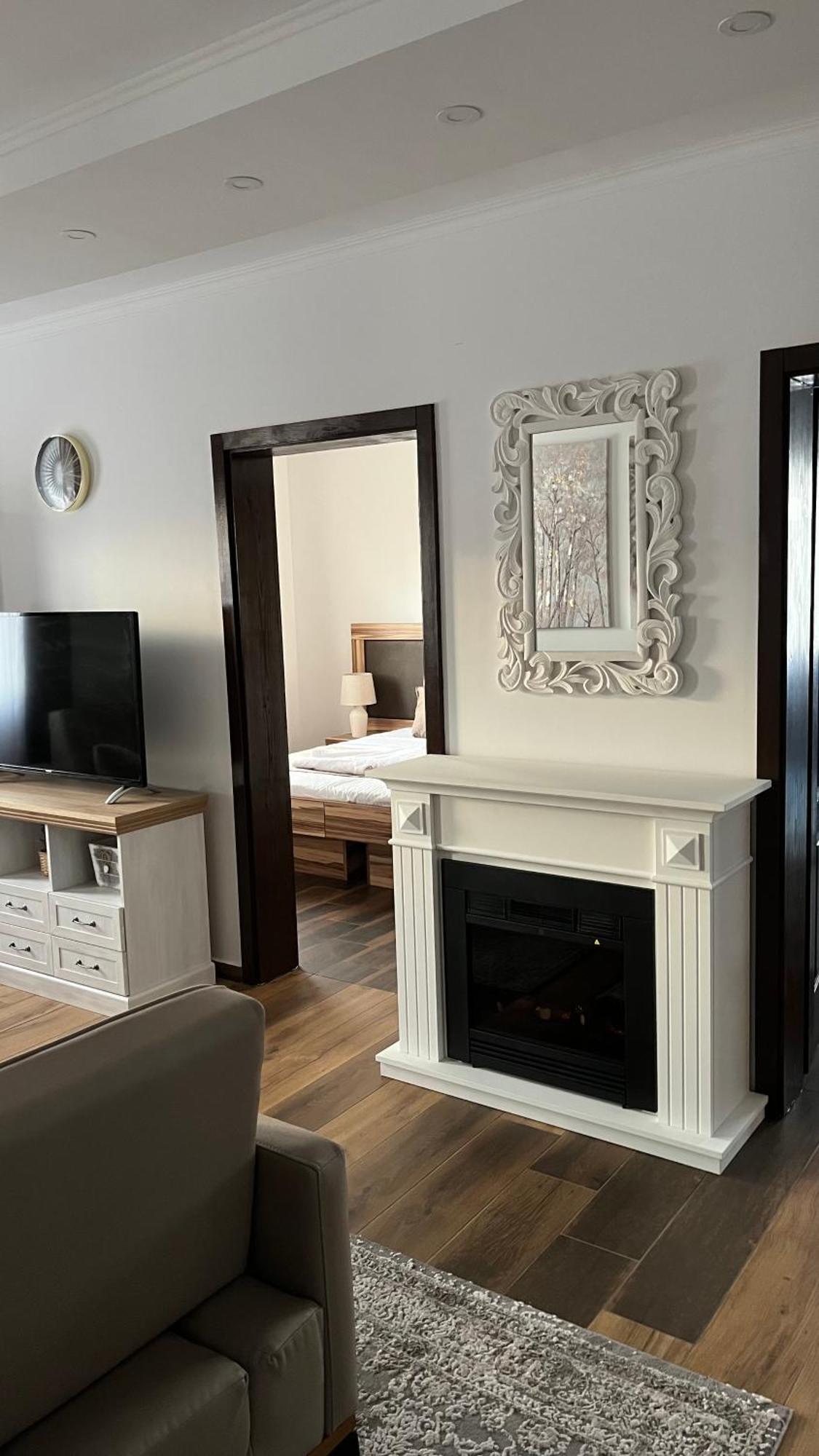 בלגרד Airport Sky Apartments Lux מראה חיצוני תמונה