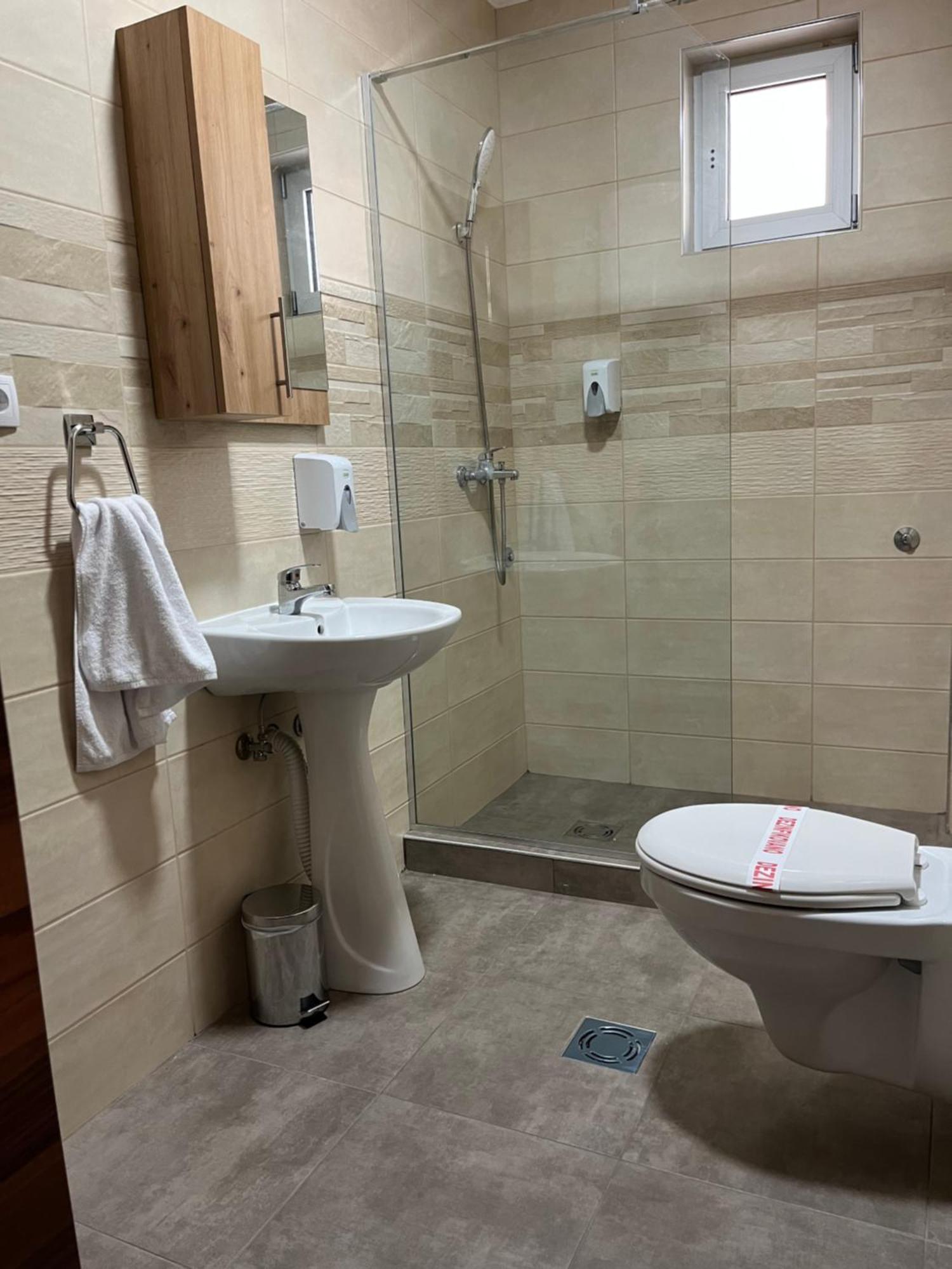 בלגרד Airport Sky Apartments Lux מראה חיצוני תמונה